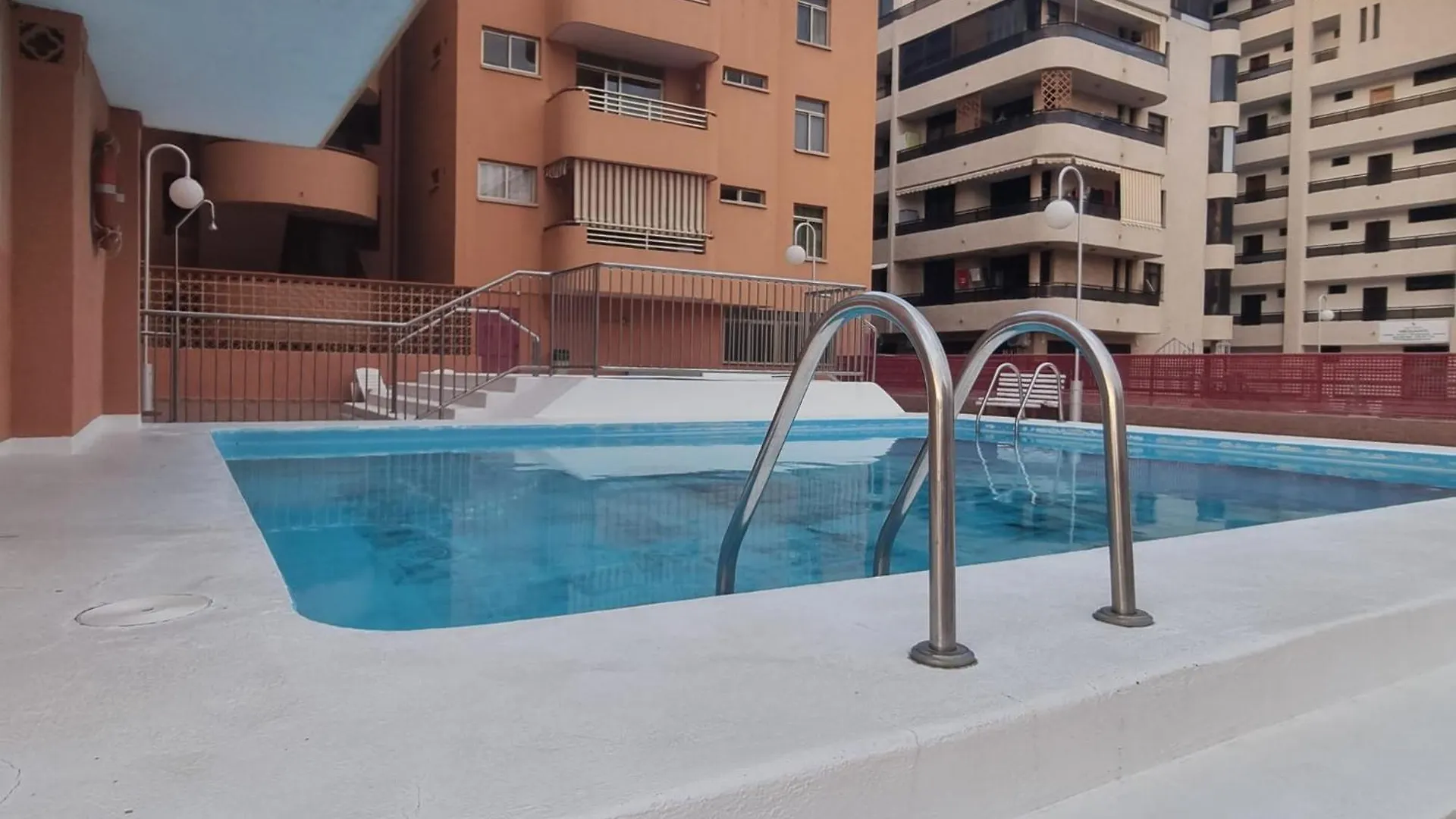 Casa Liotro Comfortable, Panoramic,Central, Near The Sea,Swimming Pool,Wifi,Terrace Los Cristianos  0*, Los Cristianos (Tenerife)