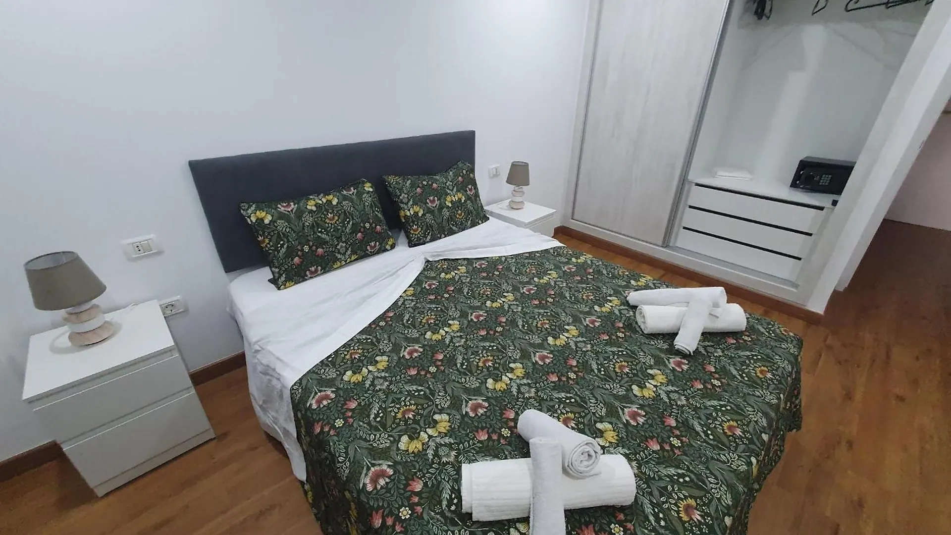 Casa Liotro Comfortable, Panoramic,Central, Near The Sea,Swimming Pool,Wifi,Terrace Los Cristianos  Spain