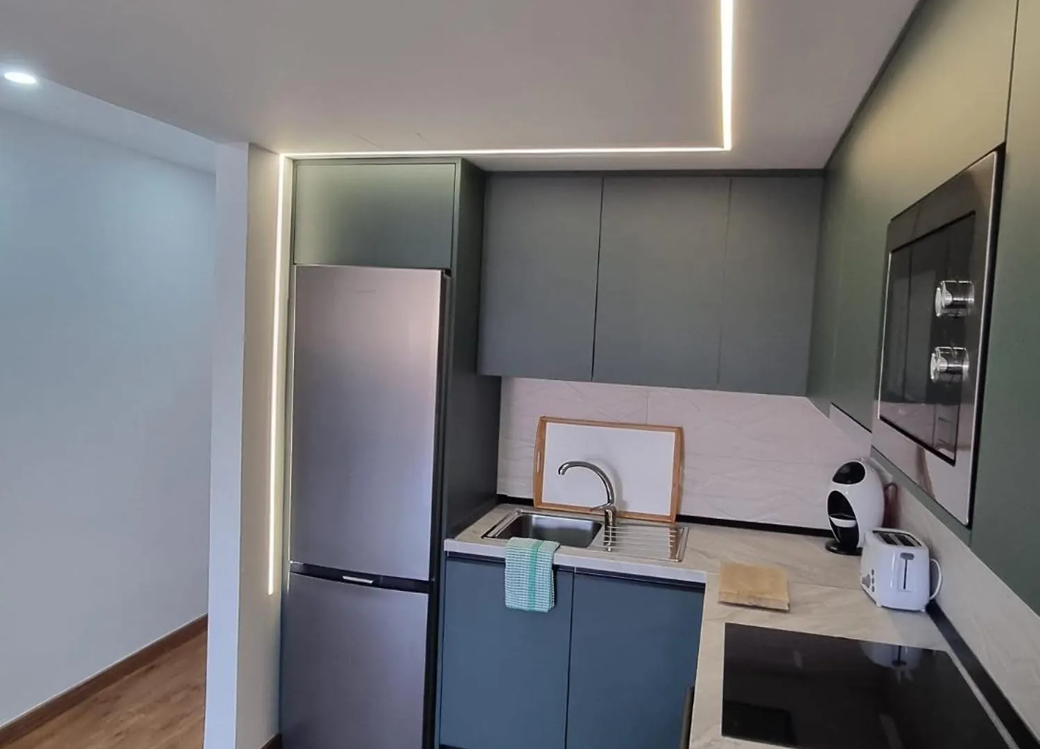 Casa Liotro Comfortable, Panoramic,Central, Near The Sea,Swimming Pool,Wifi,Terrace Los Cristianos  Apartment