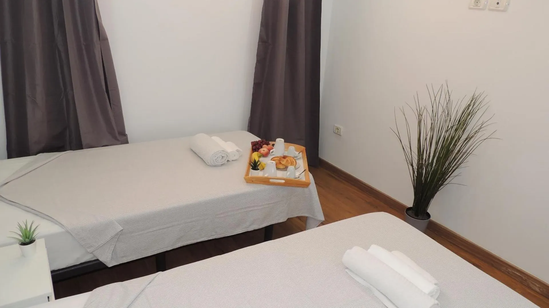 Casa Liotro Comfortable, Panoramic,Central, Near The Sea,Swimming Pool,Wifi,Terrace Los Cristianos