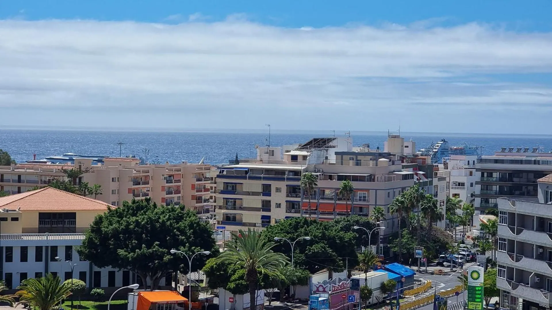 Casa Liotro Comfortable, Panoramic,Central, Near The Sea,Swimming Pool,Wifi,Terrace Los Cristianos  Los Cristianos (Tenerife)